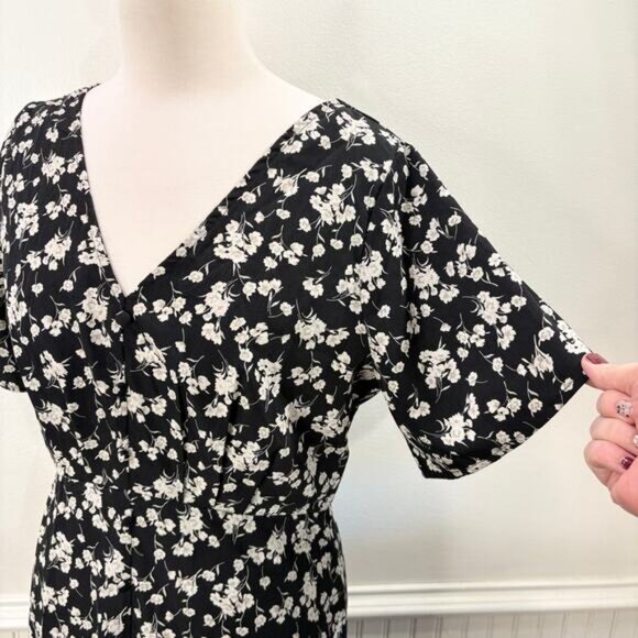 Disturbia UK 10 US 6 Shirt Dress Demeter Dark Floral Print V-Neck Midi Length - Picture 9 of 13